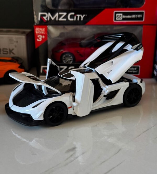 Koenigsegg Jesko 1:32