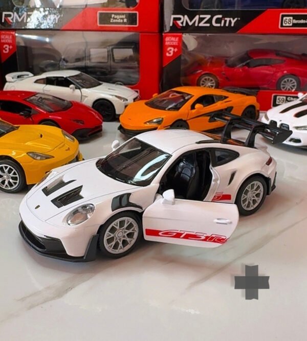 Porsche 911 GT3 RS 1:36