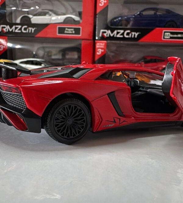 Lamborghini Aventador LP-750 SVJ