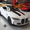 BMW M4 1:32